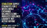 Stablecoin supply stagnates for 2 weeks while exchange balances climb – indicates sidelined liquidity, not active buying