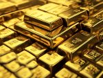 Central banks boost gold prices despite ETF outflows! 🚀🌟