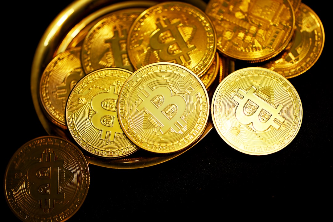 Become a Crypto Pro: Spot Bitcoin ETF Surpasses 3,400 Competitors! 💰💪
