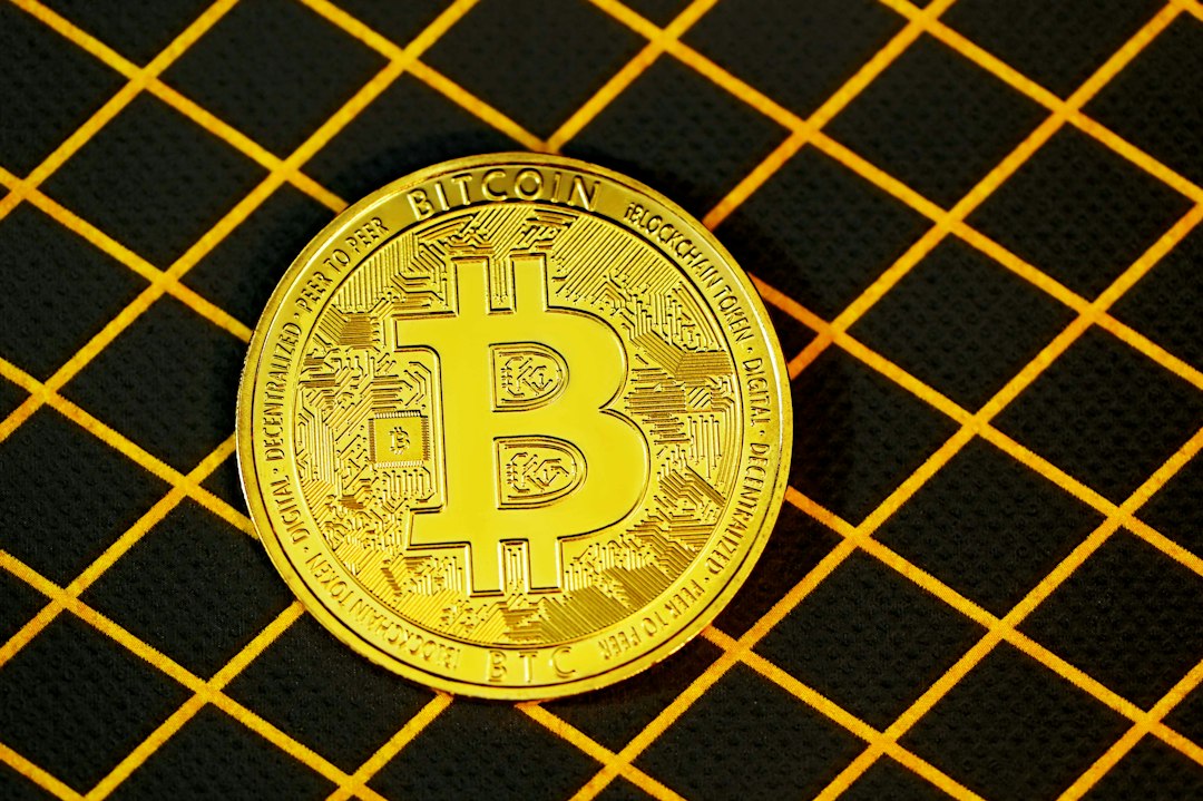 Experts Divided on Bitcoin's Potential to Reach $1 Million by 2028