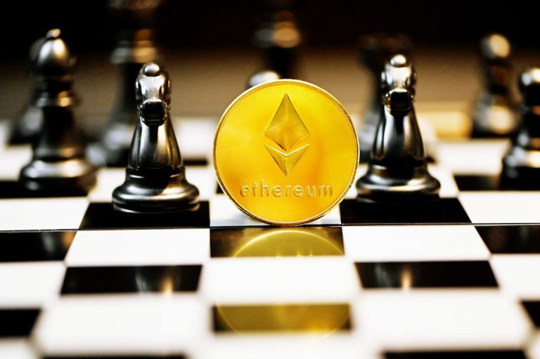 Binance Introduces XRP and Dogecoin Support for Groundbreaking USD Stablecoin