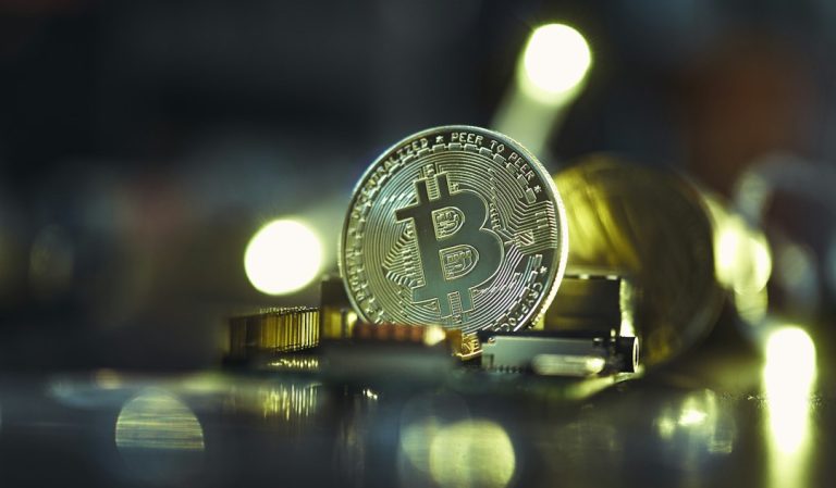 Bitcoin Developer Uncovers Major Vulnerability, Sparking Debate